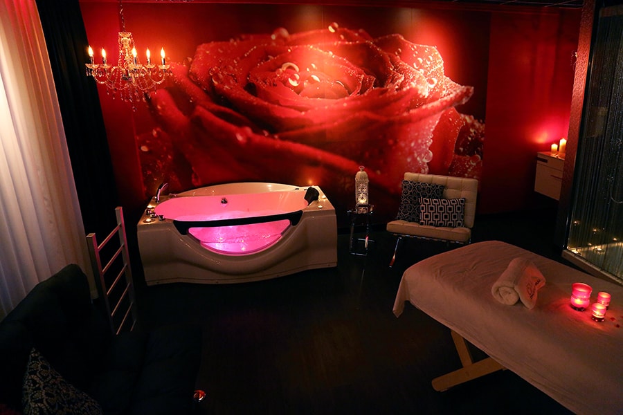 Montreal erotic massage for relaxation